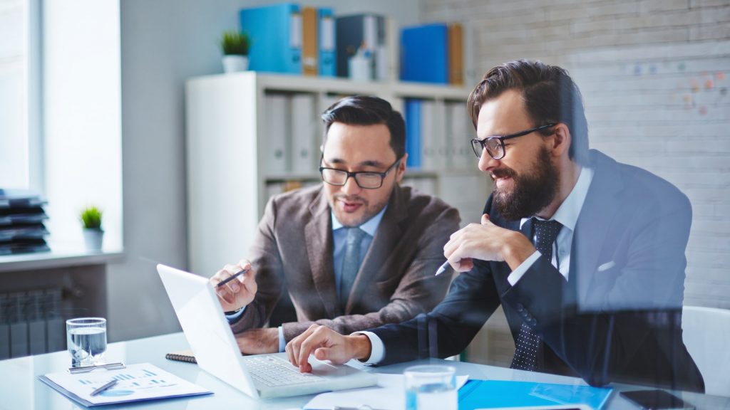Top Mistakes to Avoid While Choosing an IT Services Consultant